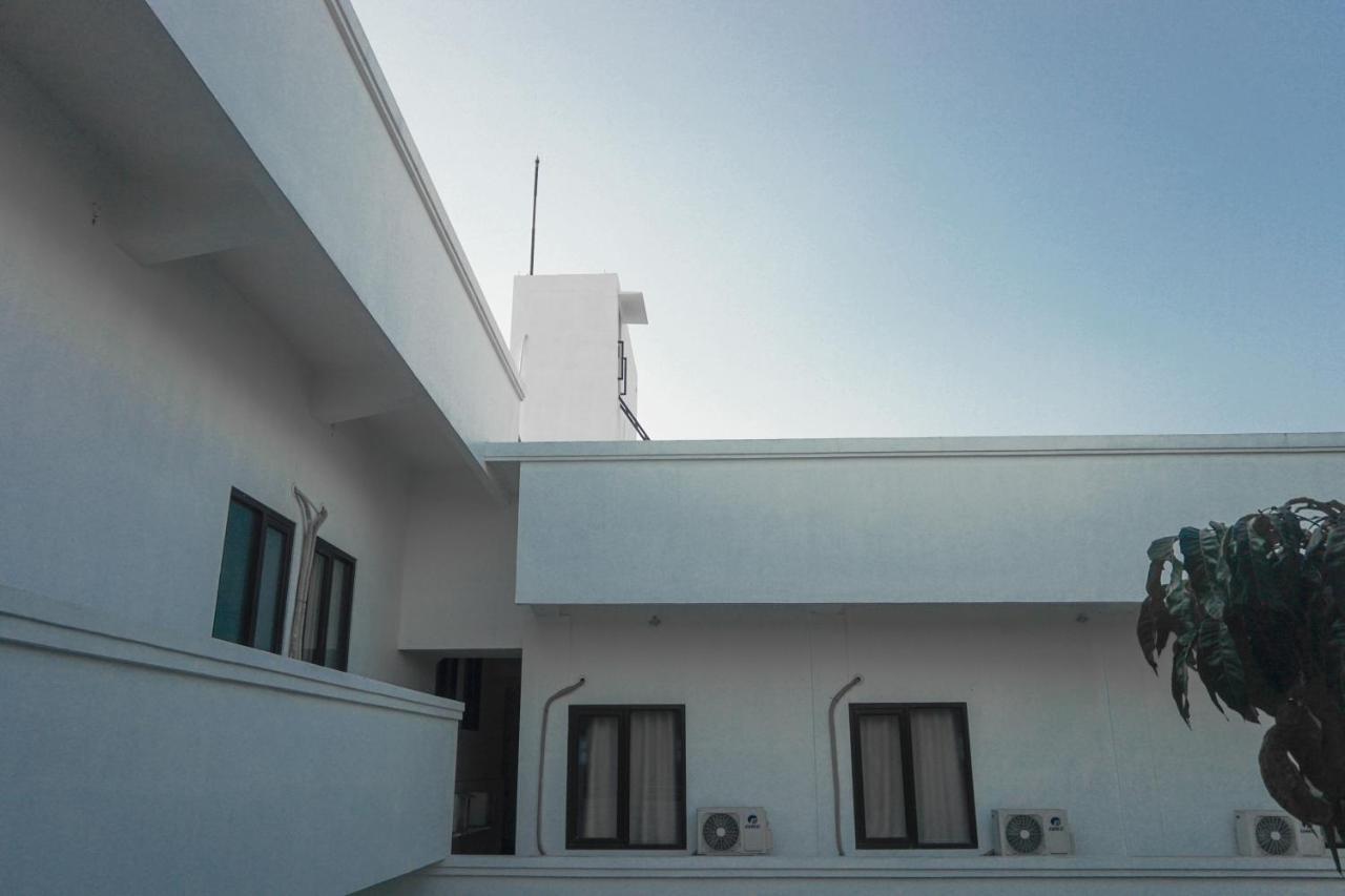 Al Ashri Inn By Urban Yogyakarta Exterior foto